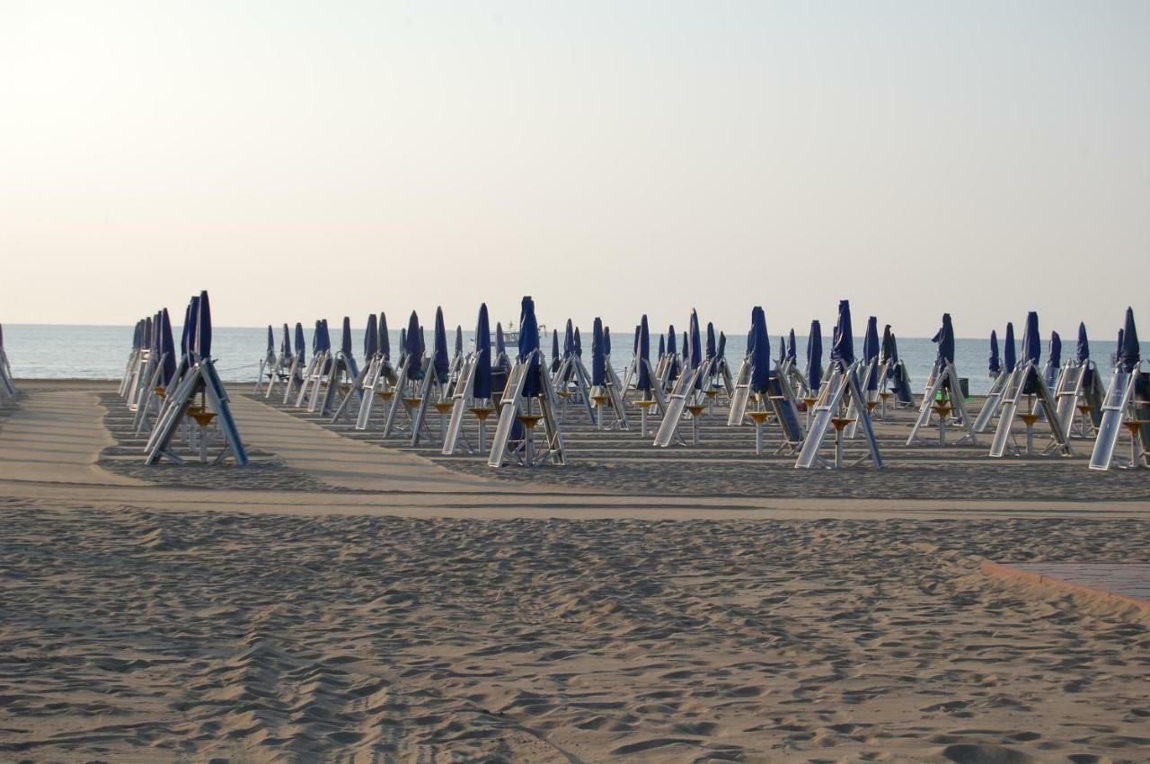 Oasis Golden Lagoon Chalet Lido di Venezia ภายนอก รูปภาพ